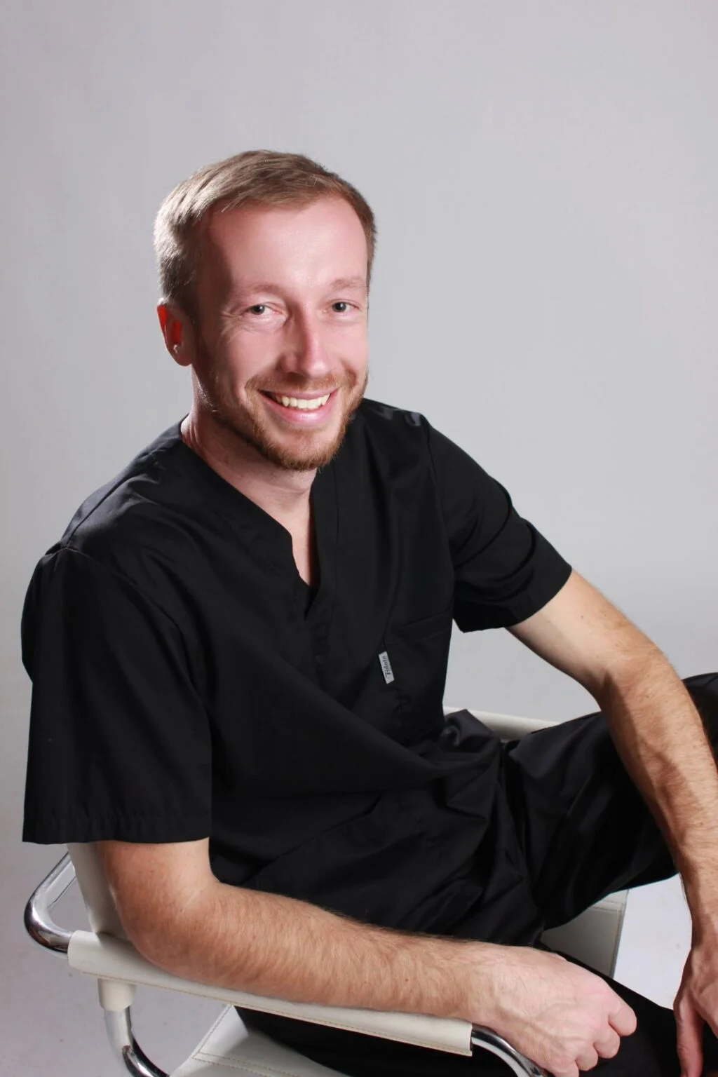 Dr Mladen Jovičić - specijalist stomatolog Banja Luka sa 20+ godina iskustva